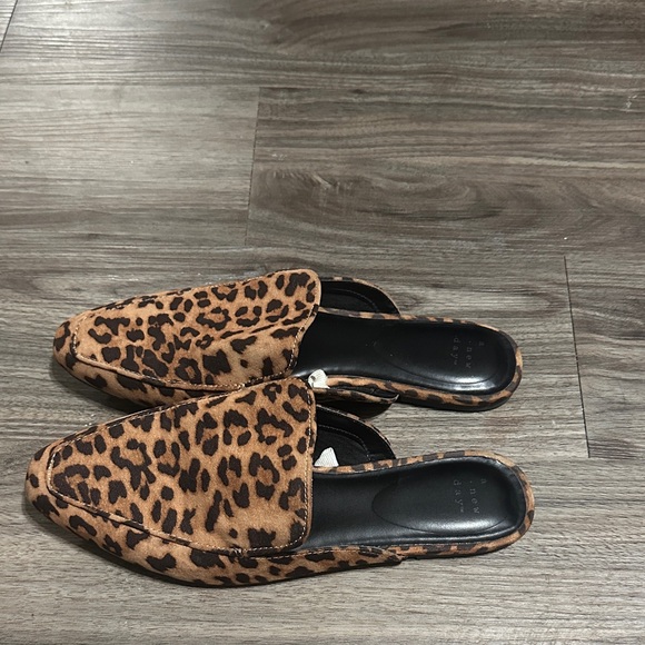 a new day Leopard Print Women's Loafers - Picture 2 of 6